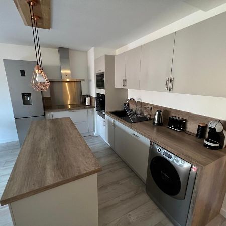 Appartement Entre Lacs, Montagnes Et Stations De Ski บอนน์วิลล์ ภายนอก รูปภาพ