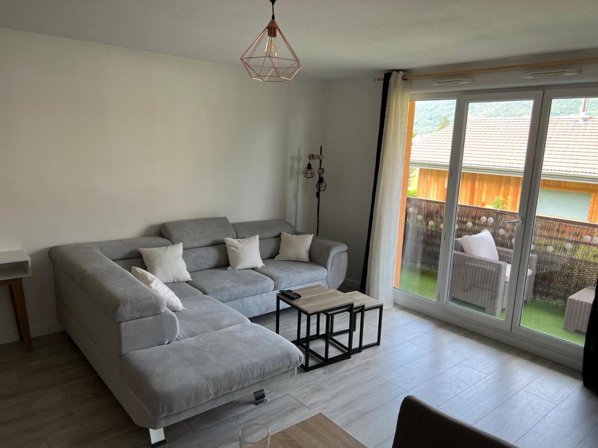 Appartement Entre Lacs, Montagnes Et Stations De Ski บอนน์วิลล์ ภายนอก รูปภาพ